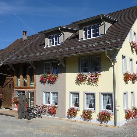 Gaestehaus Zum Tulpenbaum Turbenthal Exterior foto